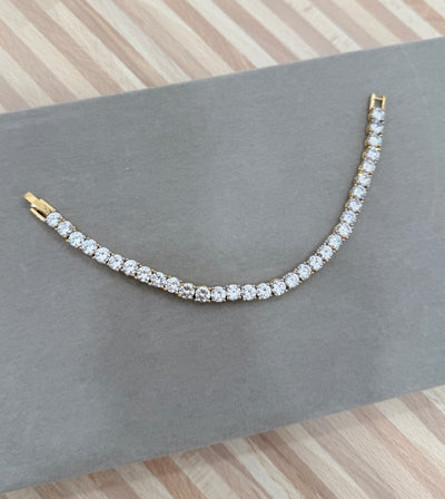 Inaara Sakshi Classic AD Tennis Bracelet