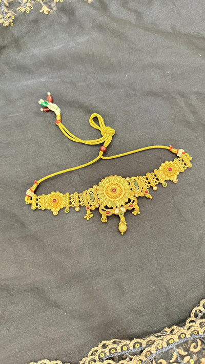 Gold Tone Traditional Necklace