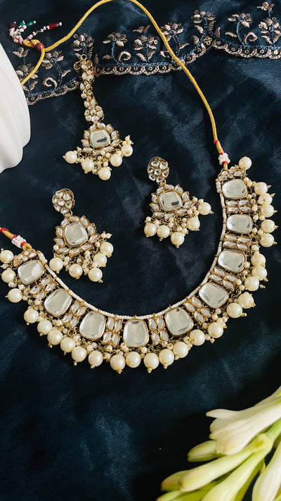 Bridal Necklace Set with Earrings and Maangtikka (Set of 3)