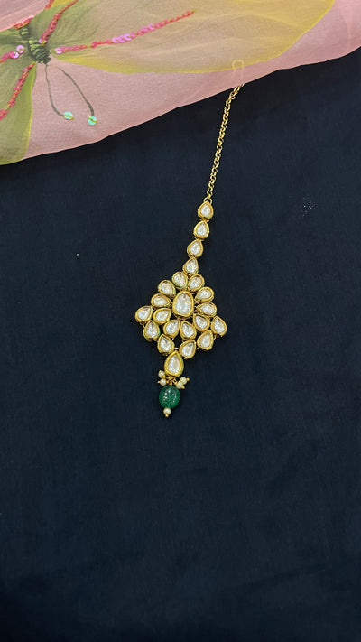 Green Gold Tone Kundan Maangtikka