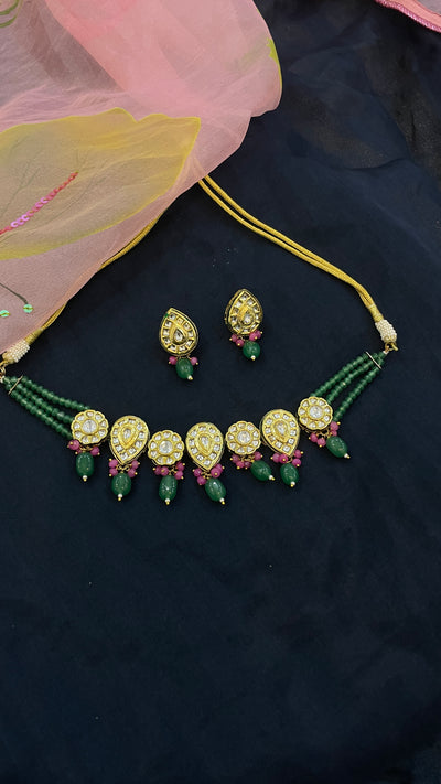 Green Pink Choker Necklace with Earrings