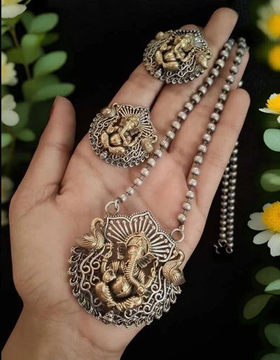 Ganesha Pendant Necklace with Earrings
